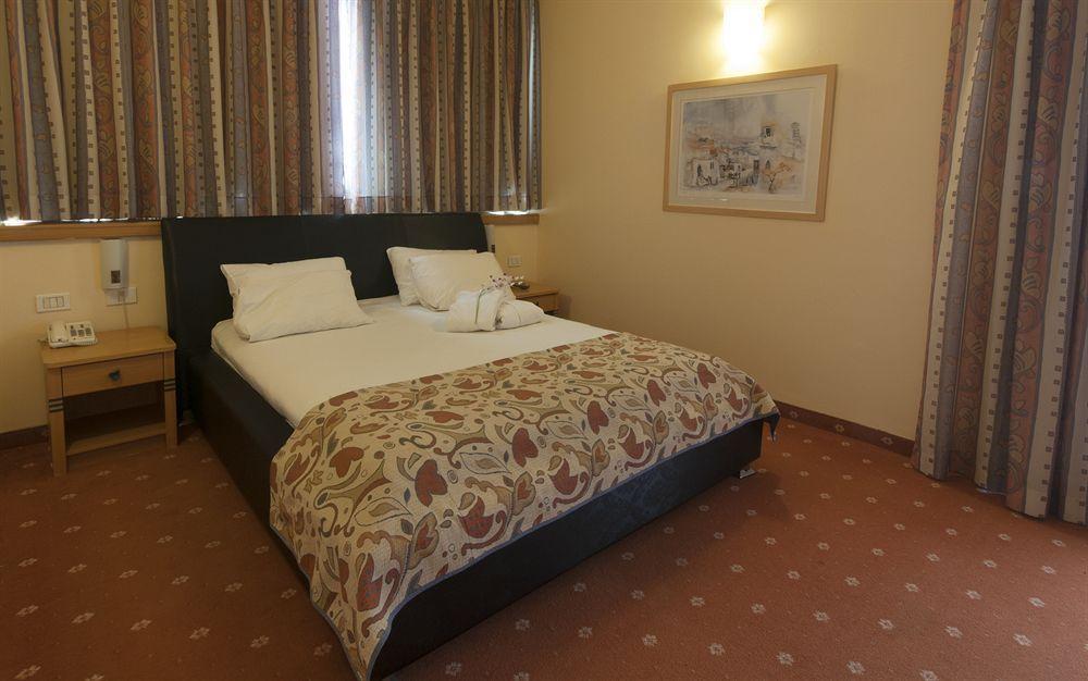 Inbar Hotel Arad Dış mekan fotoğraf